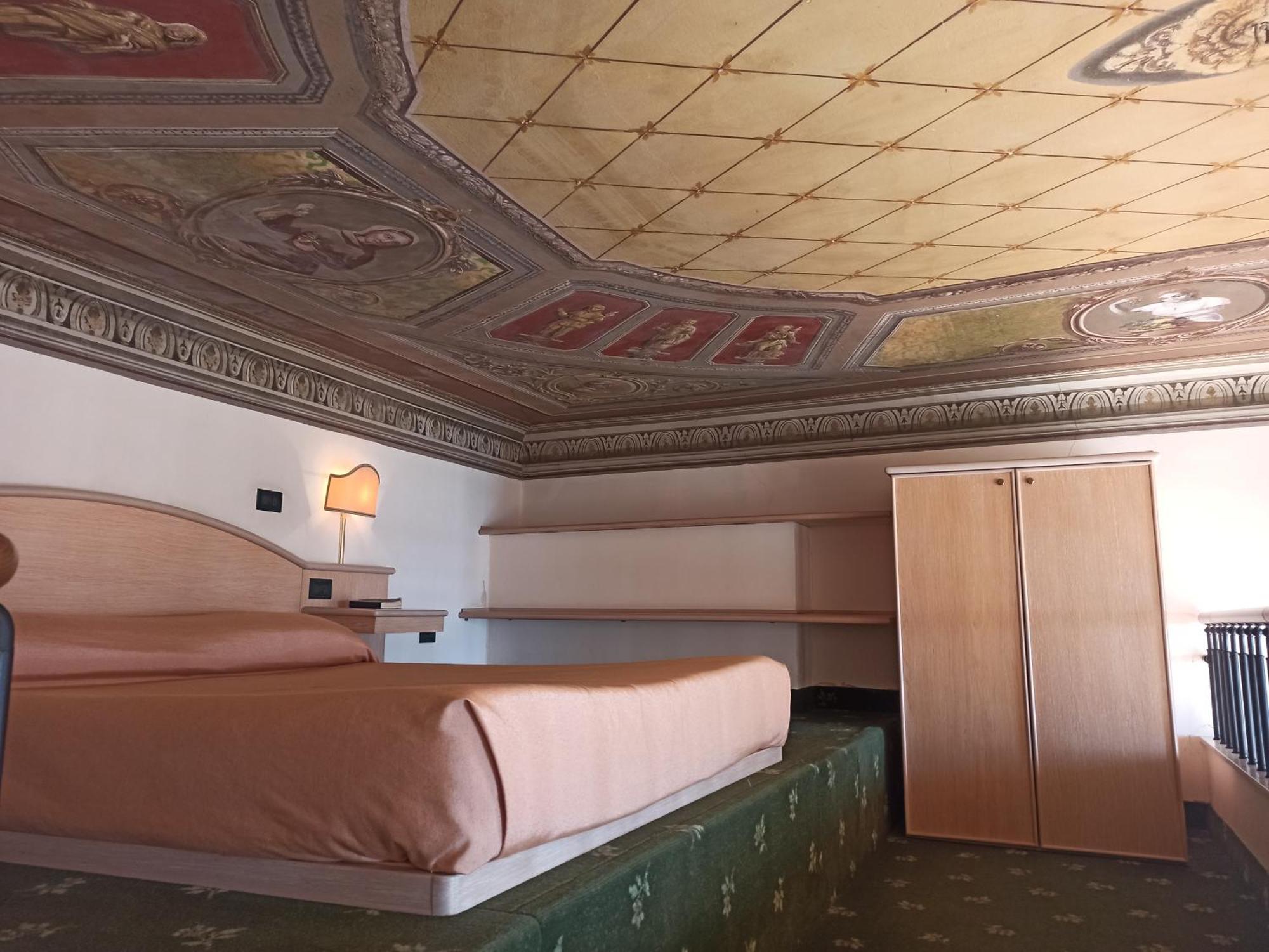 Hotel Miramare Imperia Værelse billede